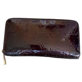 Louis Vuitton Monogram Vernis Zippy Wallet Burgundy