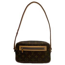 Bolsa de Ombro Louis Vuitton Monogram Pochette Cite