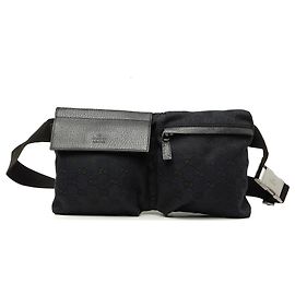 Borsa a cintura Gucci in tela GG nera con doppia tasca