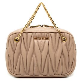 Bolso de mano pouch Miu Miu Matelassé