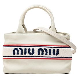 Miu Miu Logo Handtasche und Schultertasche