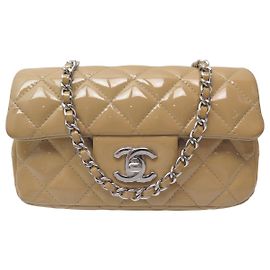 CHANEL MINI CLASSIQUE TIMELESS HANDTASCHE AUS LACKLEDER CAMEL LEATHER BAG