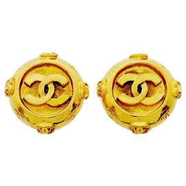 Chanel Gold Plated Clip Earrings