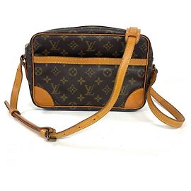 Bolsa de Ombro Louis Vuitton Trocadero 27