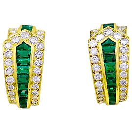 Van Cleef & Arpels Ohrringe, "Ceinture", Gelbgold, Diamanten und Smaragd.