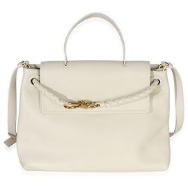 Bottega Veneta Ciao Ciao Medium aus seidigem Kalbsleder in Creme