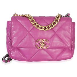 Borsa a patta Chanel 19 Medium in pelle d'agnello matelassé viola