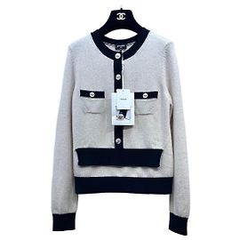 Chanel 25K Malha de cashmere