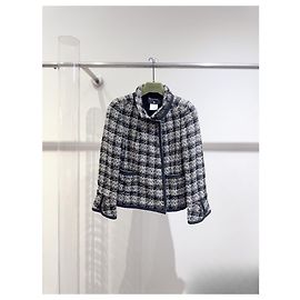 Casaco Chanel de Tweed Multicor Tamanho 40