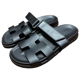 Hermès Chypre Sandalen aus schwarzem Leder - 38