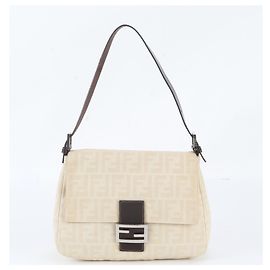 Borsa a spalla Fendi Zucca Canvas Mamma Bucket Baguette