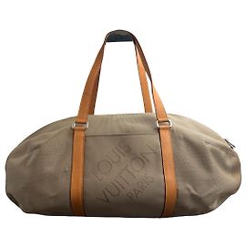 Louis Vuitton Attaquant Sac Weekender Toile Damier Géant Sable