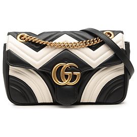 Bolsa de Ombro Gucci GG Marmont Bicolor em Pele de Bezerro Matelassé Preta, tamanho Medium