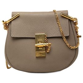 Chloé Mini Drew Crossbody aus braunem genarbtem Lammleder
