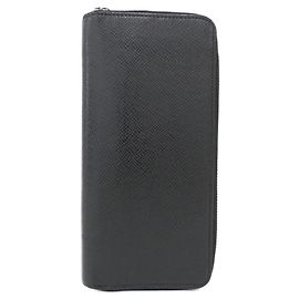 Louis Vuitton Taiga Zippy Wallet