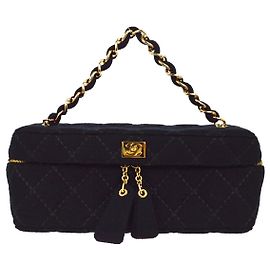 Chanel Vintage Kosmetiktasche aus gestepptem Stoff Small