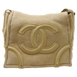 Chanel CC Messenger Suede Medium