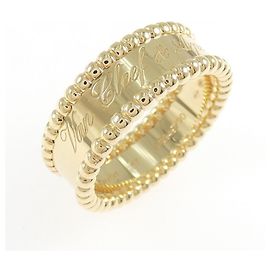 Anillo Perlée Signature Van Cleef & Arpels
