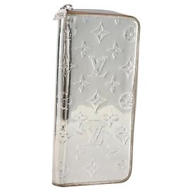 LOUIS VUITTON Monogram Mirror Zippy Wallet Vertical Silver M80808 Auth 205814A