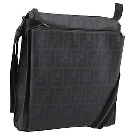 FENDI Zucca Canvas Schultertasche PVC Schwarz Silber Auth 204826A