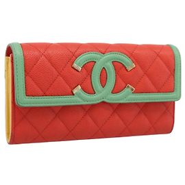 CHANEL CC Filigree Long Wallet Caviar Skin Red Gold CC Auth 204352M