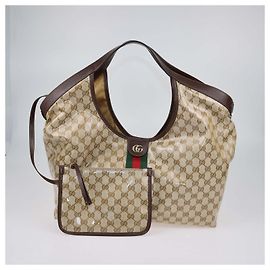Bolso Tote Giglio Grande de Gucci en Lona Recubierta Barnizada Marrón