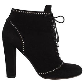 Tabitha Simmons Stivaletti in suede nero con borchie