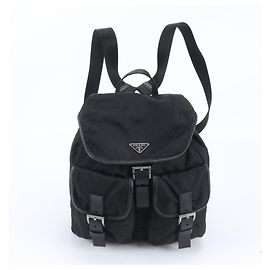 Prada Tessuto Nylon Rucksack mit Leder-Dreieckslogo