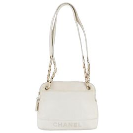 Borsa a tracolla Chanel in pelle Caviar