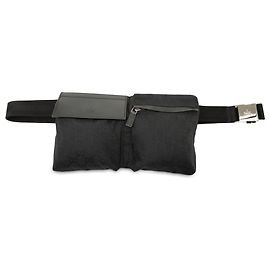 Gucci Gürteltasche aus schwarzem GG Canvas mit zwei Taschen