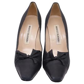 Décolleté Manolo Blahnik in pelle nera