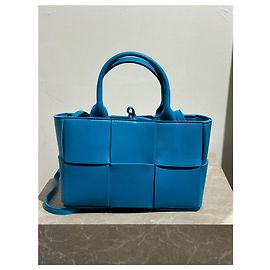 Borsa Bottega Veneta Arco mini NUOVA