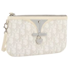 Bolso de accesorios Romantic Christian Dior PVC Leather White Silver Auth 205858V