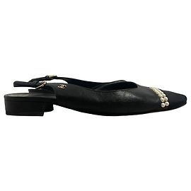 Slingback Chanel negras T.39