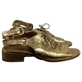 Sandalias Chanel doradas T.37,5