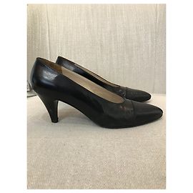 Chanel Pumps schwarz mit Echsenleder-Kappe T.37,5