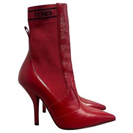 Bottines Fendi rouge T.37,5