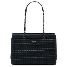 Tote Chanel CC Bubble Quilt em couro de bezerro iridescente preto com corrente