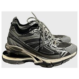 Balenciaga Xpander Sneaker grau T.39