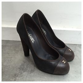 Chanel bicolore Pumps T.37