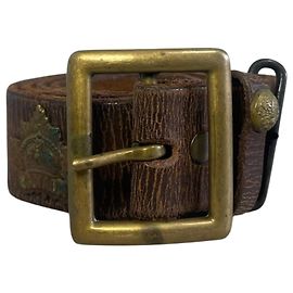 Cinto HTC castanho T.85