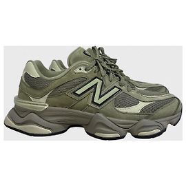 Sneakers New Balance 9060 T.45
