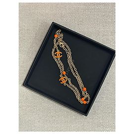 Colar longo Chanel laranja