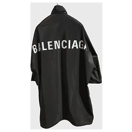 Chaqueta impermeable Balenciaga T.36