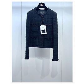 Giacca Chanel in tweed nero taglia 34