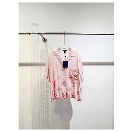Top Louis Vuitton de Seda Rosa com Estampa Monogram