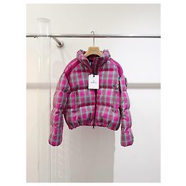 Moncler Daunenjacke mit Swarovski Kristallen Karomuster Damen