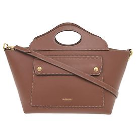 Burberry Soft Pocket Tote 8039045
