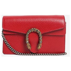 Gucci Kleine Dionysus Crossbody-Tasche in Rot