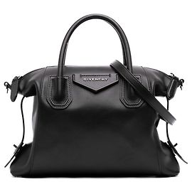 Bolso Antigona Soft Givenchy negro de piel de becerro Medium